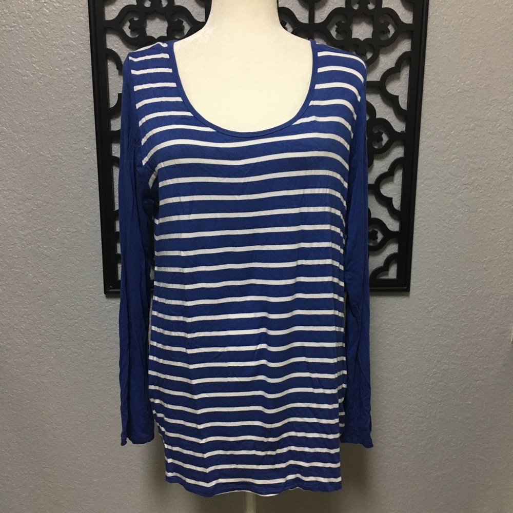 LuLaRoe Lynnae striped long-sleeved shirt